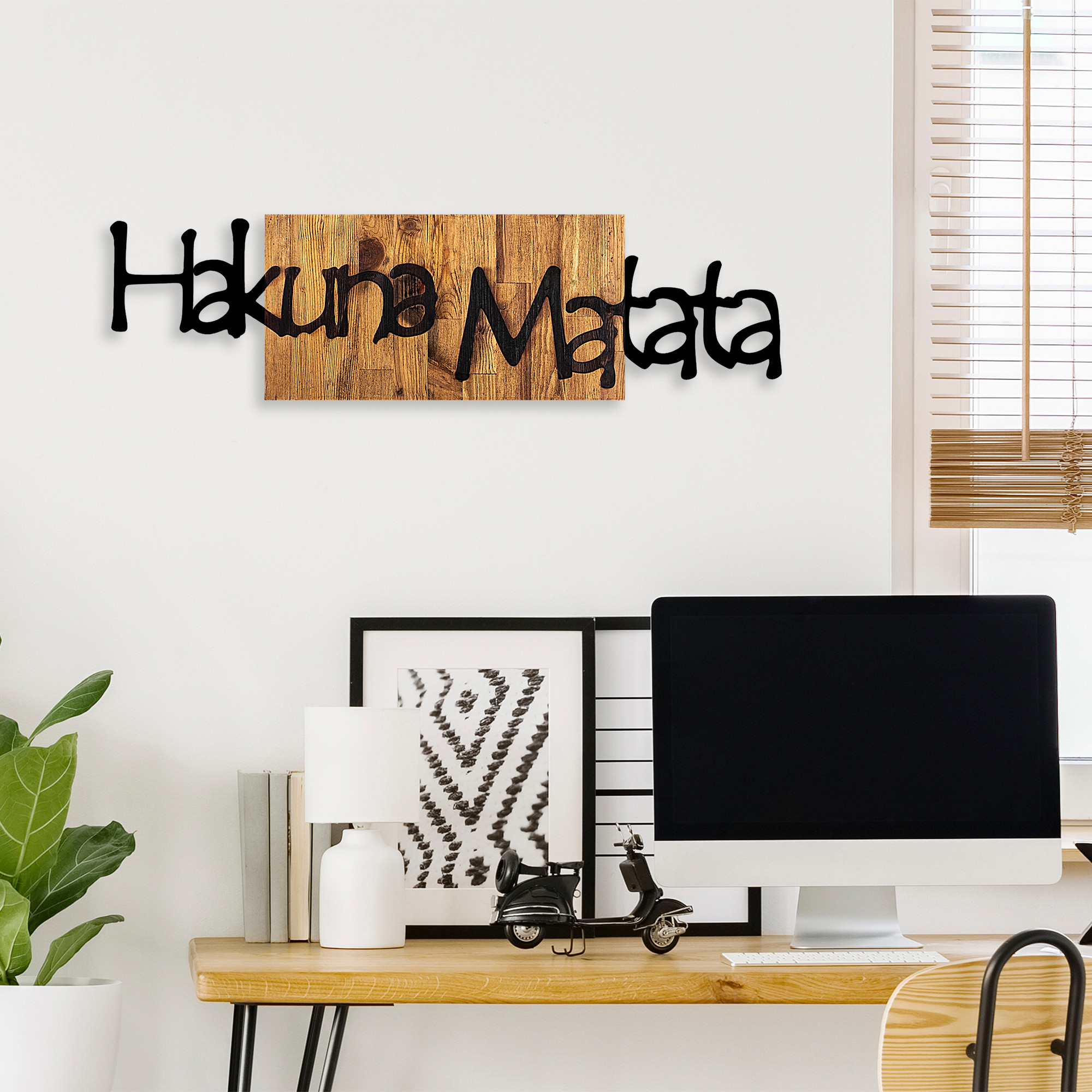 Decorațiune lemn Hakuna Matata 4 | Negru/Light Walnut
